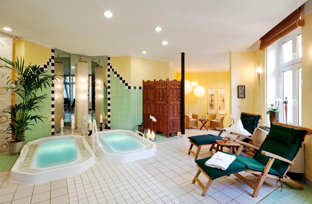 Ringhotel Vitalhotel Ambiente バート・ヴィルスナック エクステリア 写真